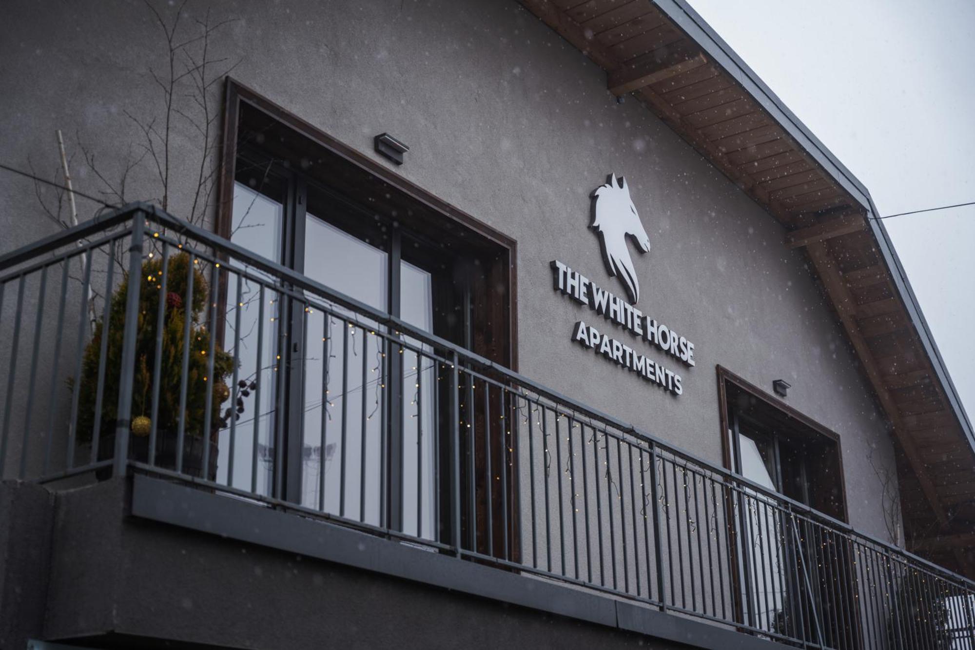 The White Horse Apartments 보로베츠 외부 사진
